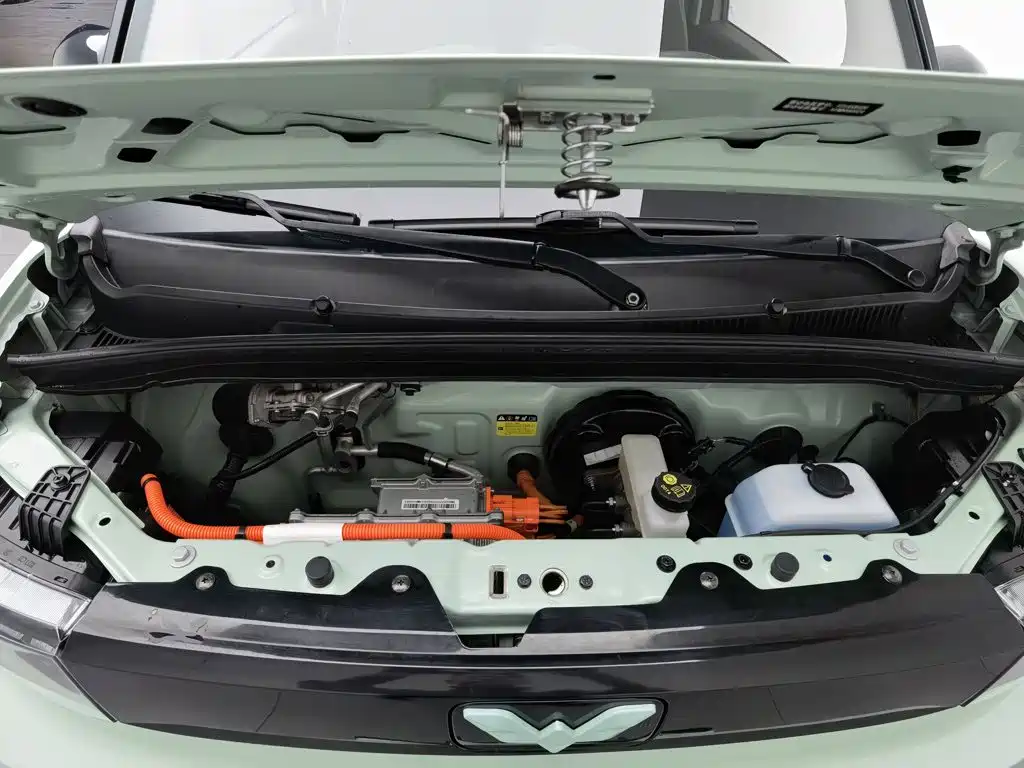 Wuling MINIEV — миниатюра 6