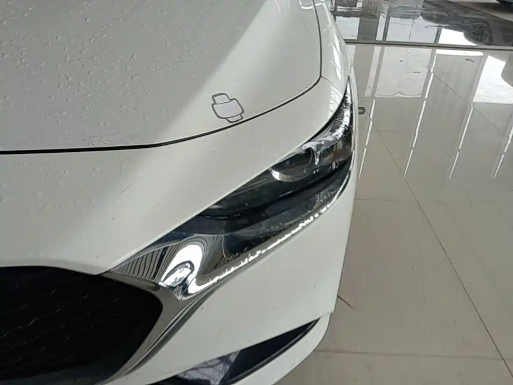 Mazda 3 Axela — миниатюра 24
