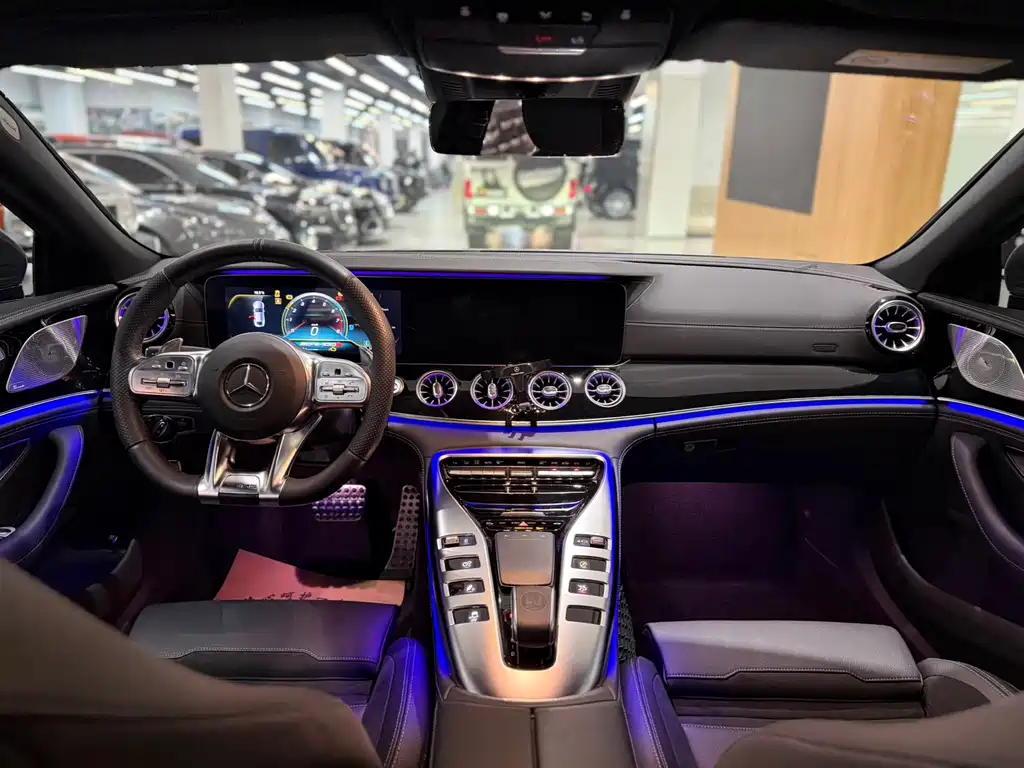 MERCEDES-BENZ AMG GT