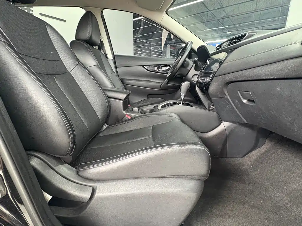 Nissan X-Trail — миниатюра 8