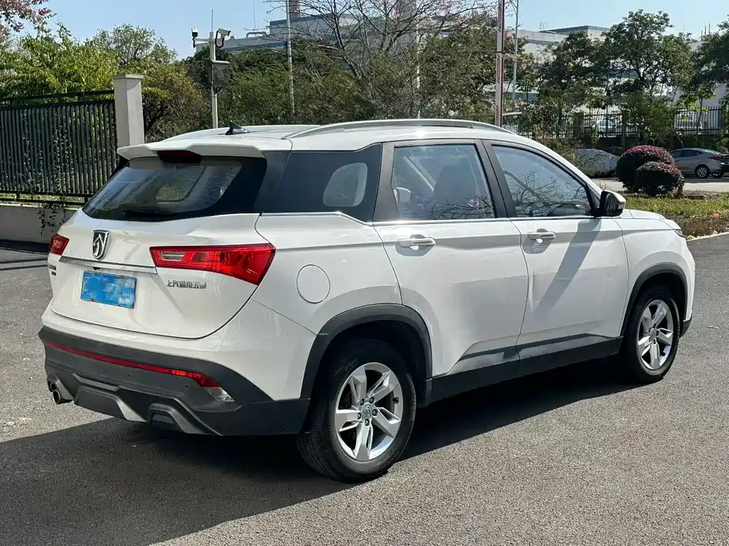 BAOJUN 530