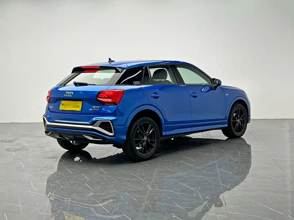 Audi Q2L — миниатюра 6
