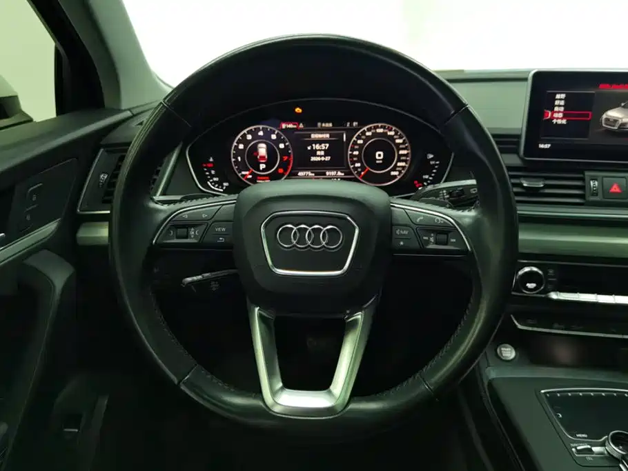 Audi Q5L — миниатюра 15