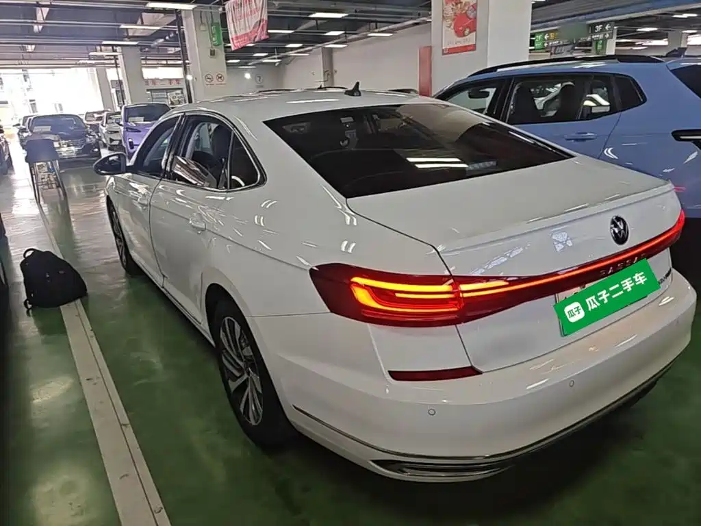 Volkswagen 帕萨特插电混动 — миниатюра 5