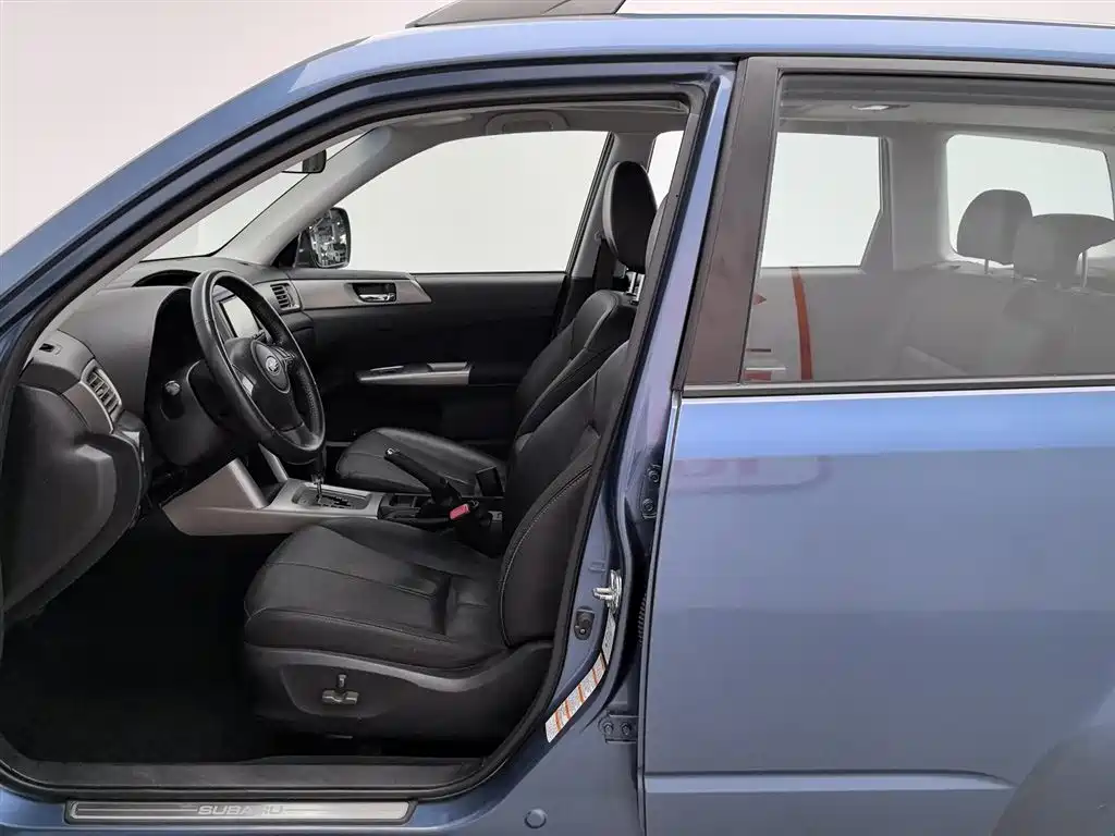 Subaru Forester 2010 2.5XS Luxury