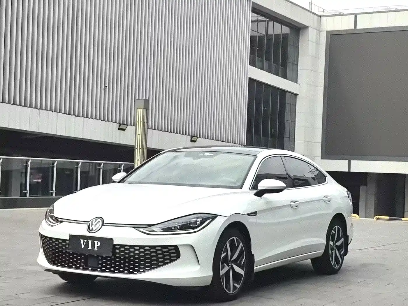凌渡 2023款 凌渡L 280TSI DSG热辣版 2023