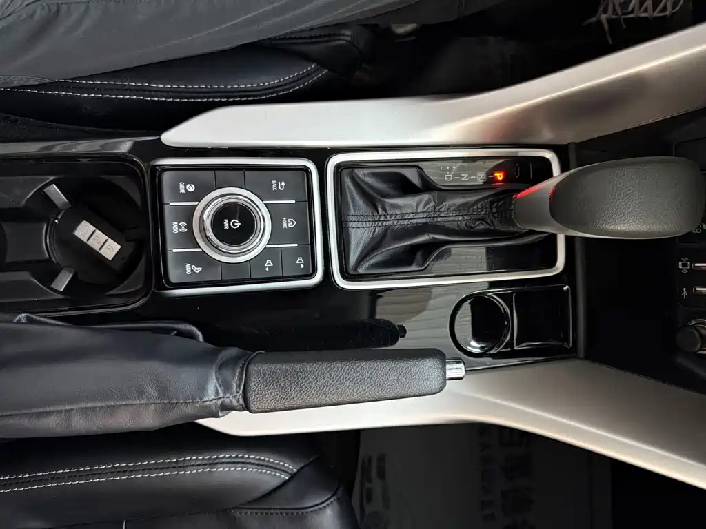 Mitsubishi Eclipse Cross — миниатюра 16