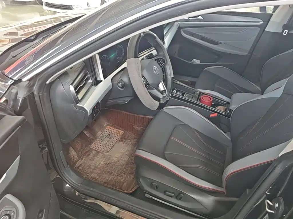 Volkswagen Lamando — миниатюра 16