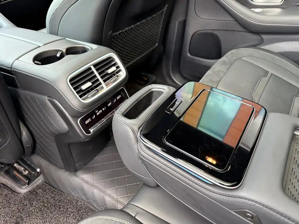 Mercedes-Benz GLE AMG — миниатюра 9