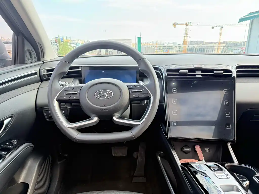 Hyundai Tucson — миниатюра 9