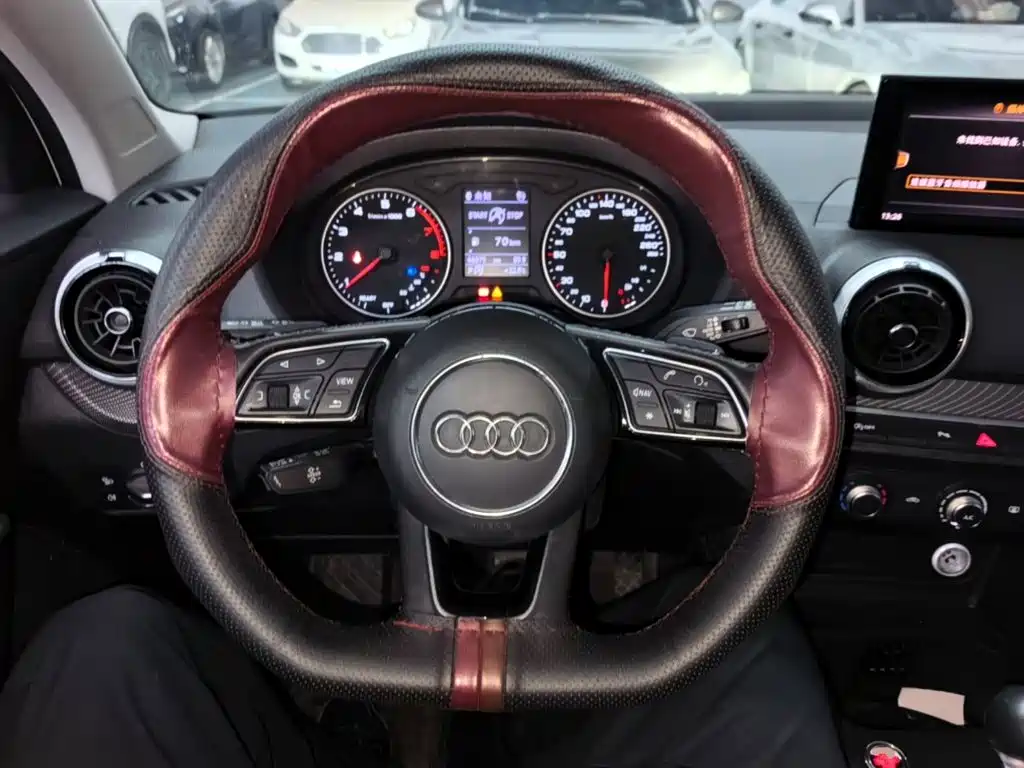 Audi Q2L — миниатюра 11