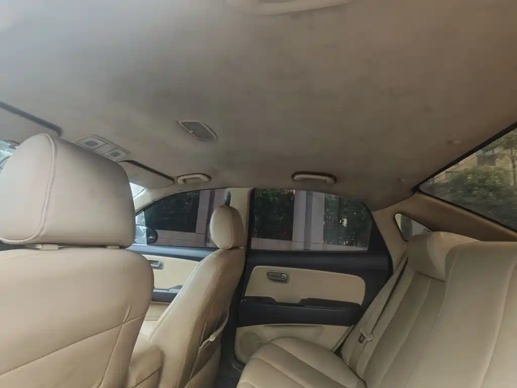 Hyundai Elantra 2011 1.6L AT Comfort