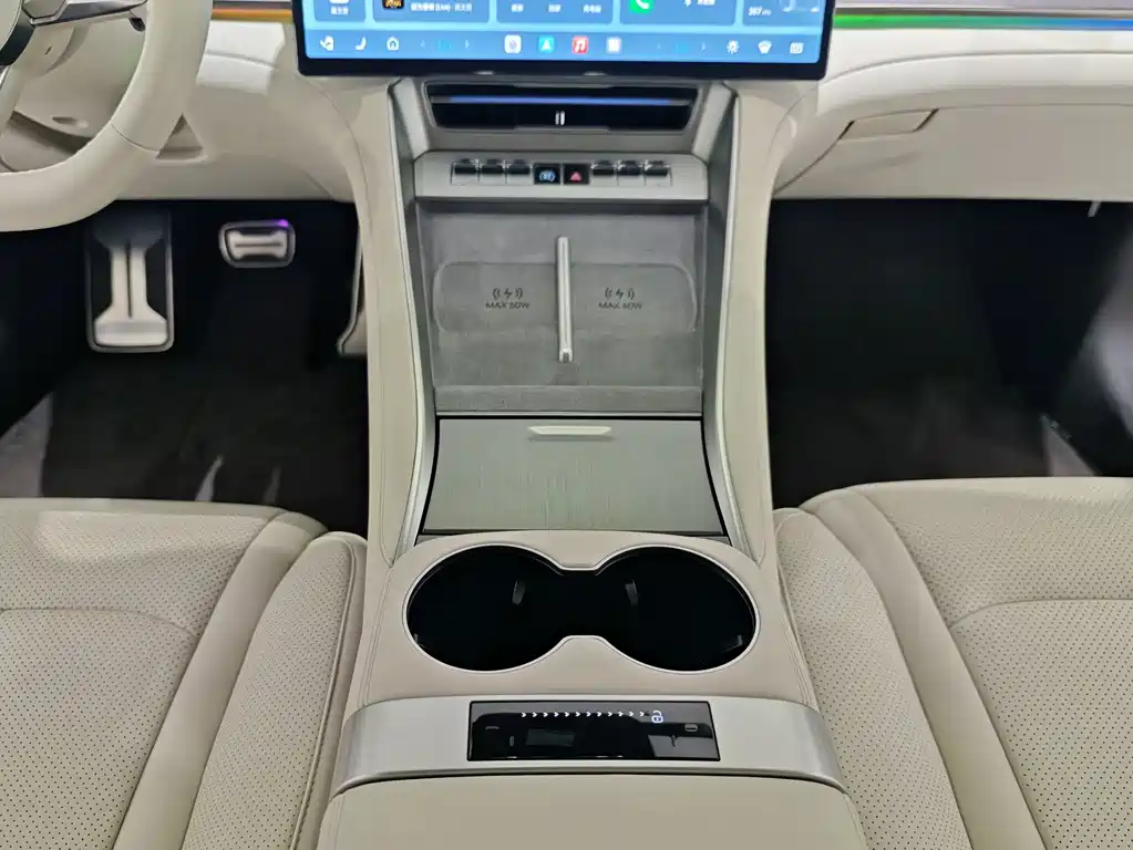 Denza Denza Z9 — миниатюра 8