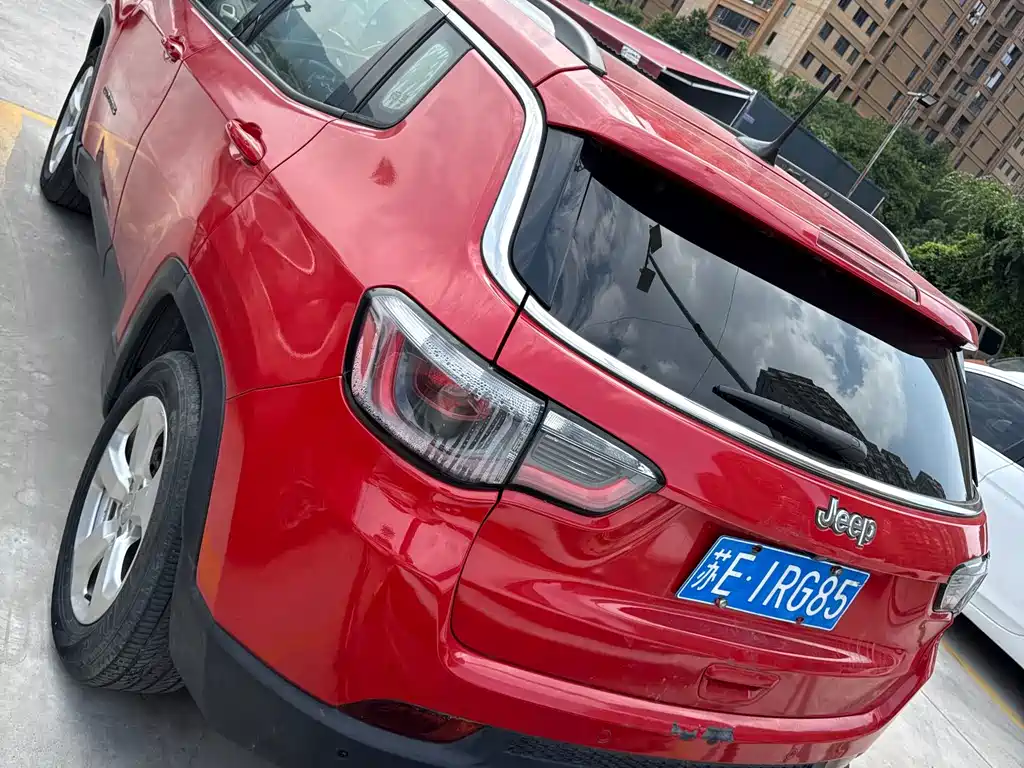 Jeep Compass — миниатюра 4