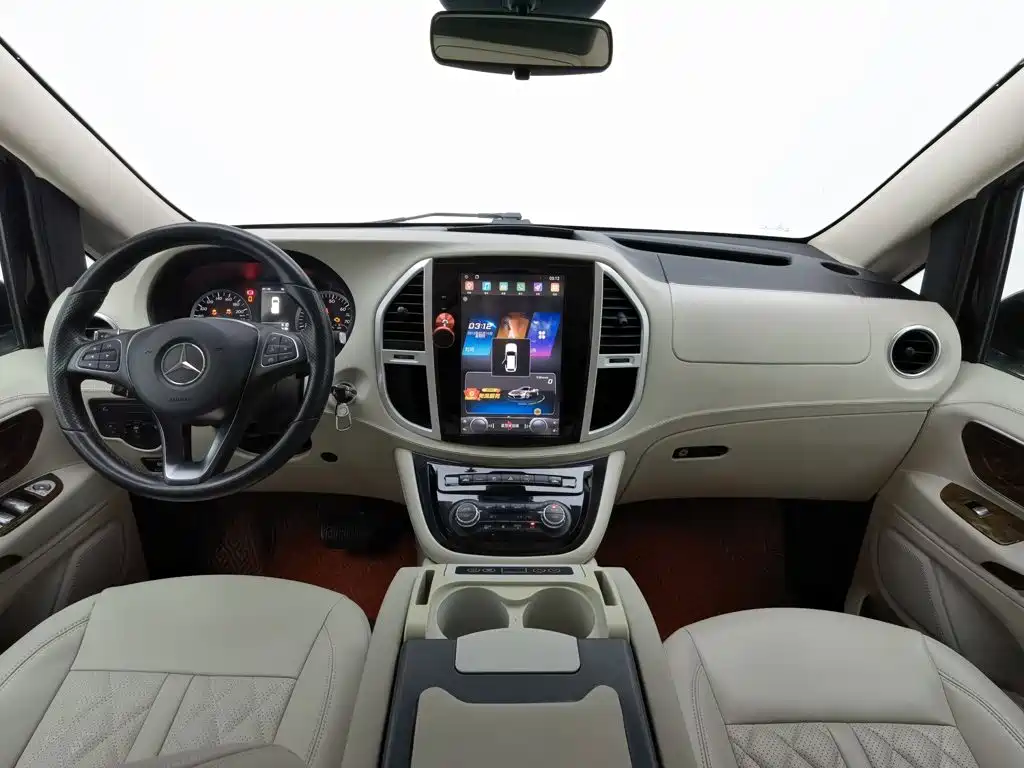 Mercedes-Benz Vito — миниатюра 5