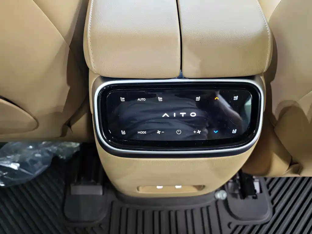 AITO AITO M7 — миниатюра 11