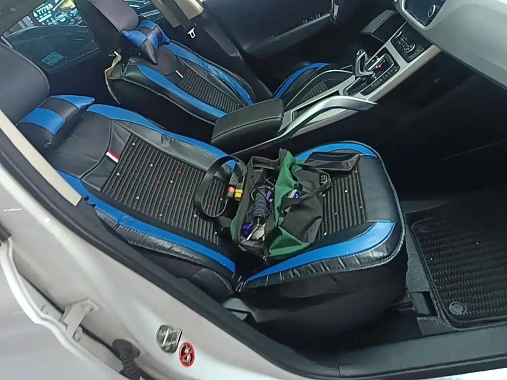 Geely Boyue — миниатюра 25