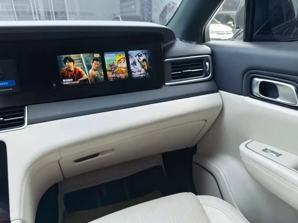 Li Auto Li ONE — миниатюра 8