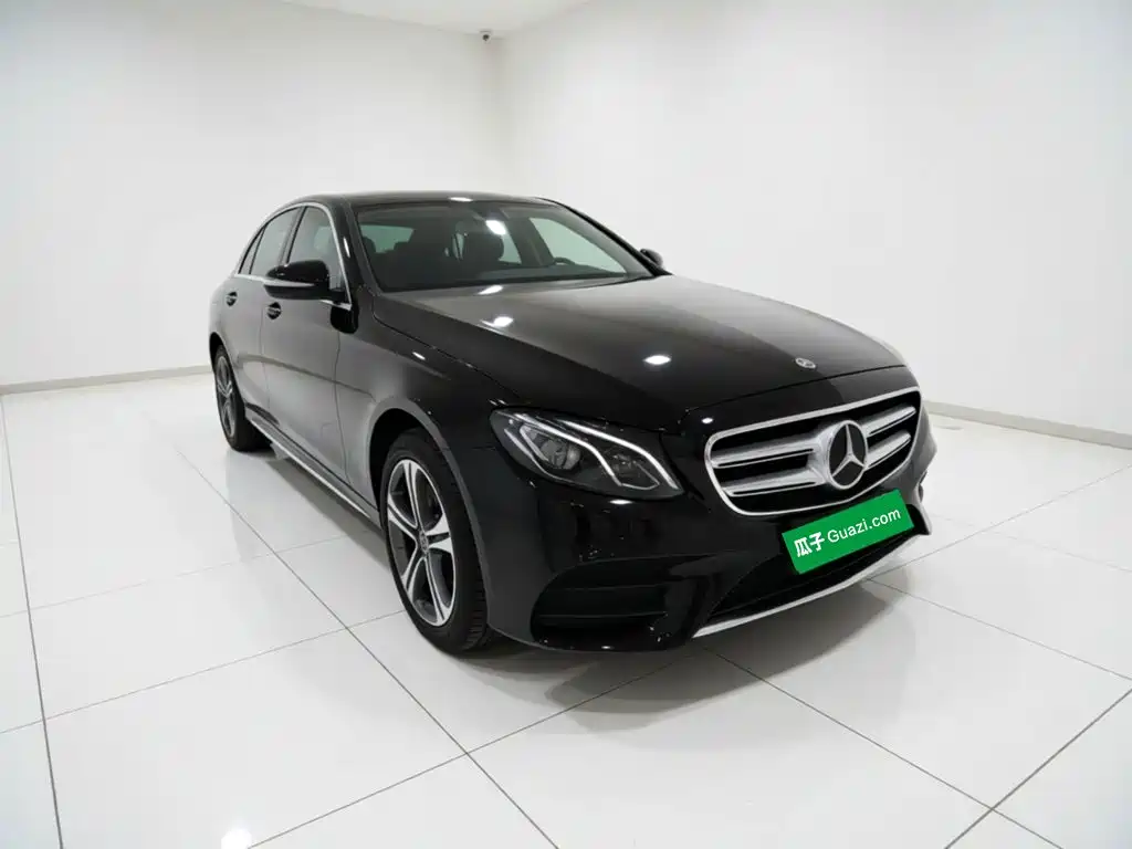 Mercedes-Benz E-Class — миниатюра 3