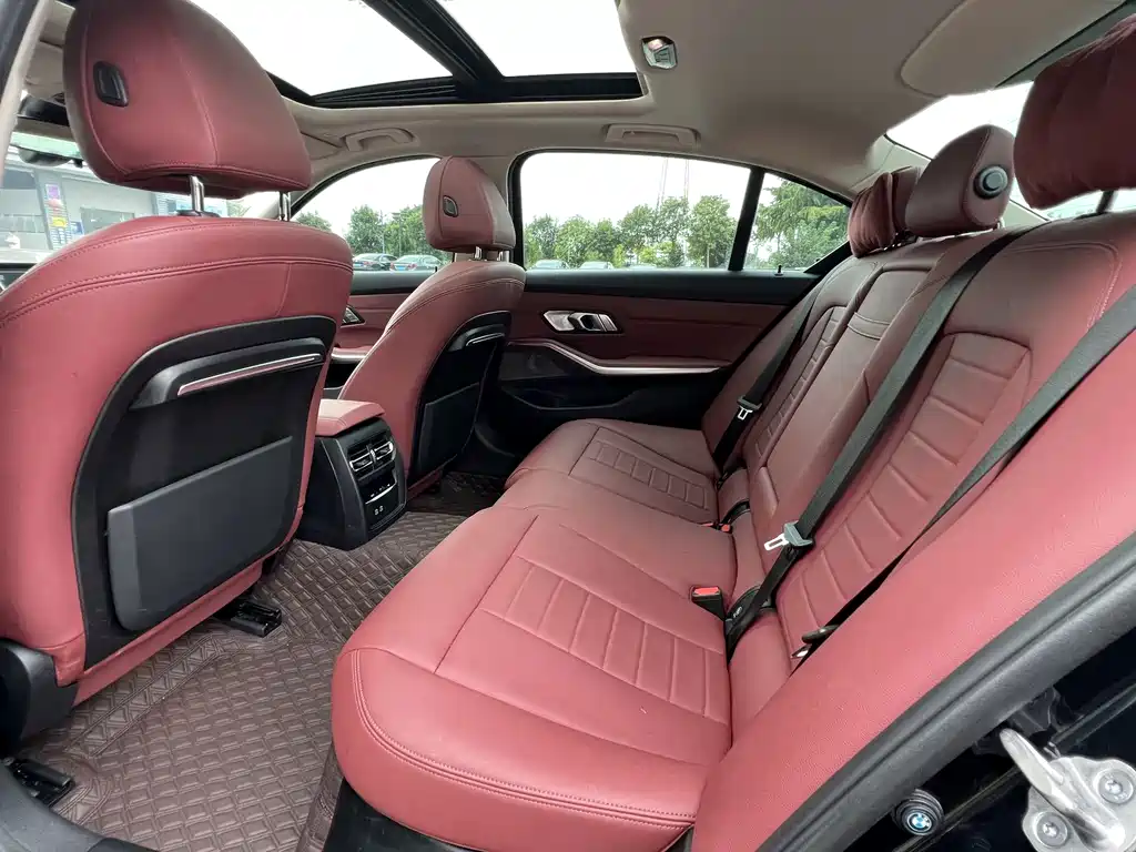 BMW 3 Series — миниатюра 11