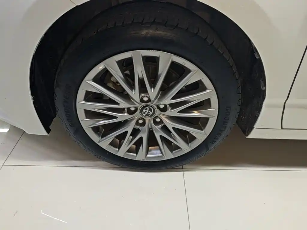 Toyota Avalon — миниатюра 23