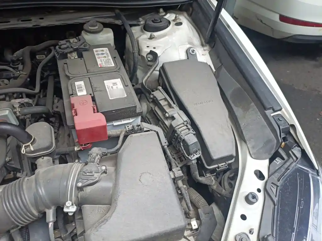 Toyota Camry — миниатюра 21