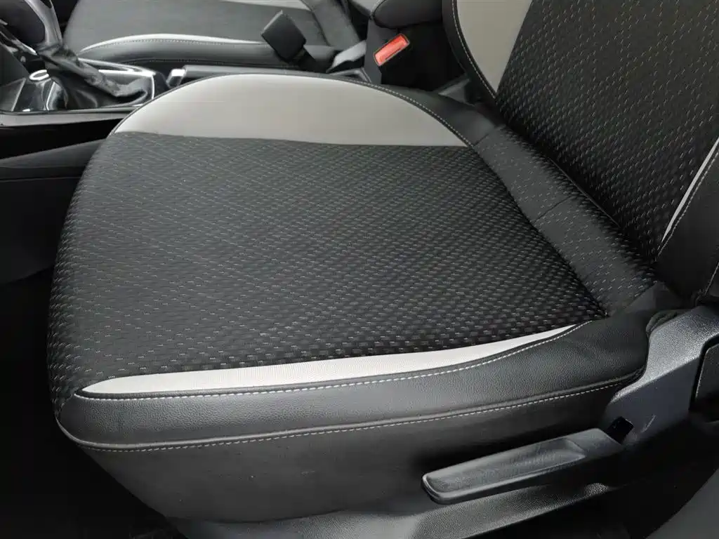 VOLKSWAGEN EXPLORING THE SHADOW