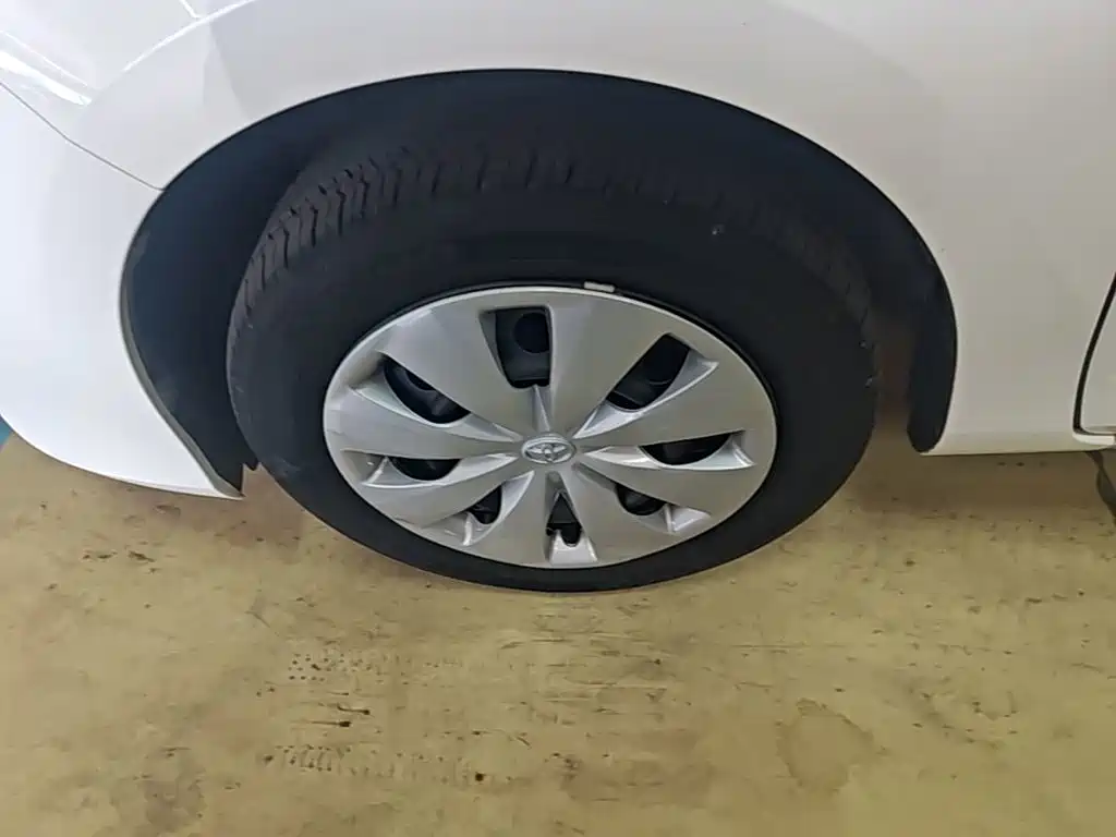 Toyota Yaris L — миниатюра 23