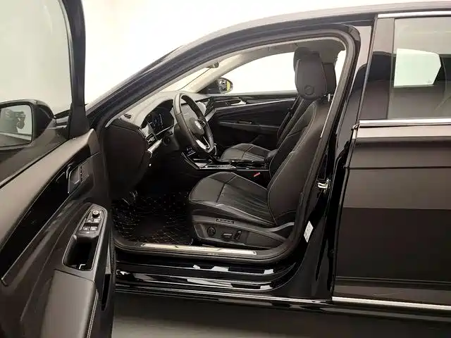 Volkswagen Passat — миниатюра 12