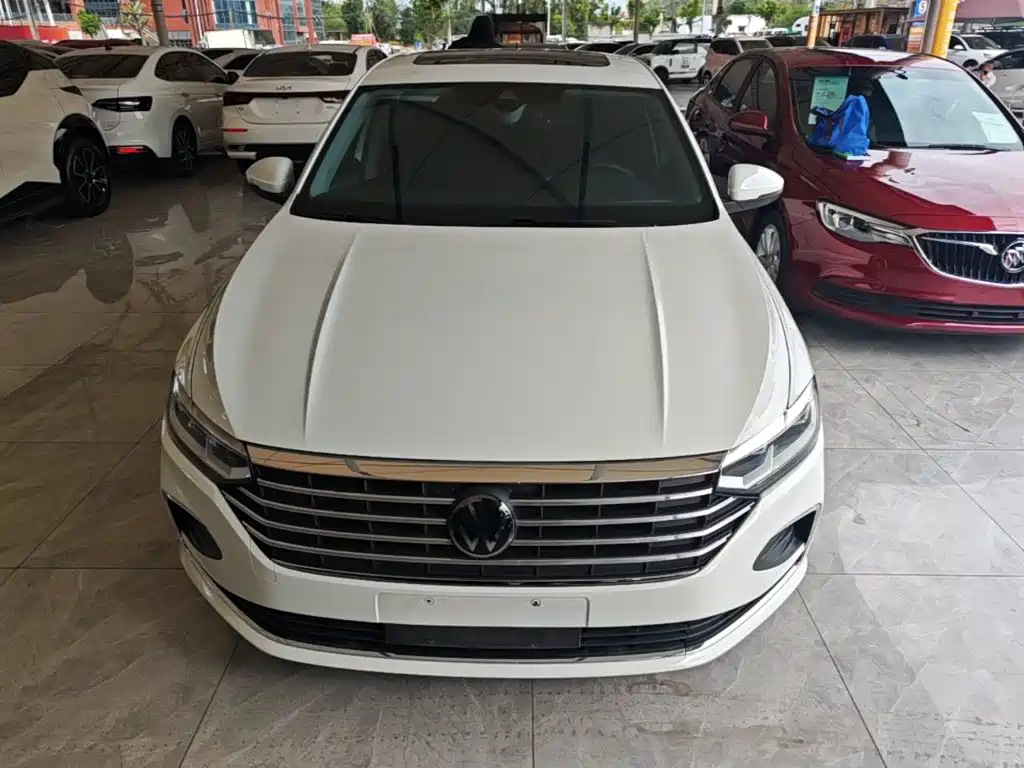 Volkswagen Lavida — миниатюра 3
