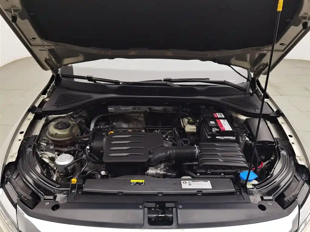 Volkswagen Lavida 2019 1.5L AT Comfort VI