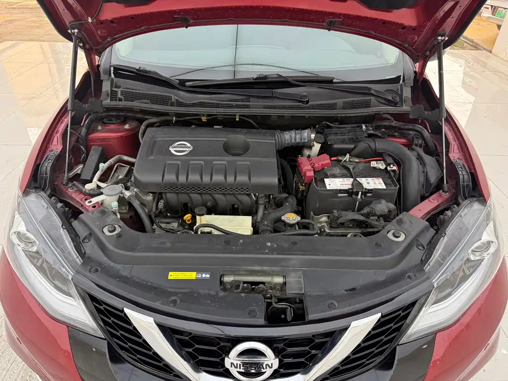 Nissan Tiida — миниатюра 6