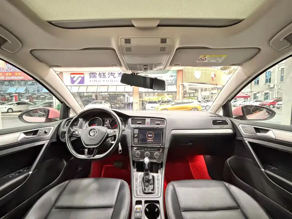 Volkswagen Golf — миниатюра 9