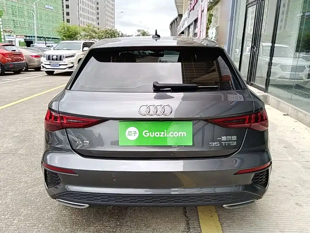 Audi A3 2021 Sportback 35 TFSI Fashion Sport