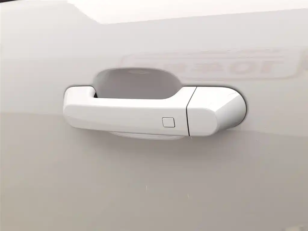 BAOJUN YUE ALSO PLUS