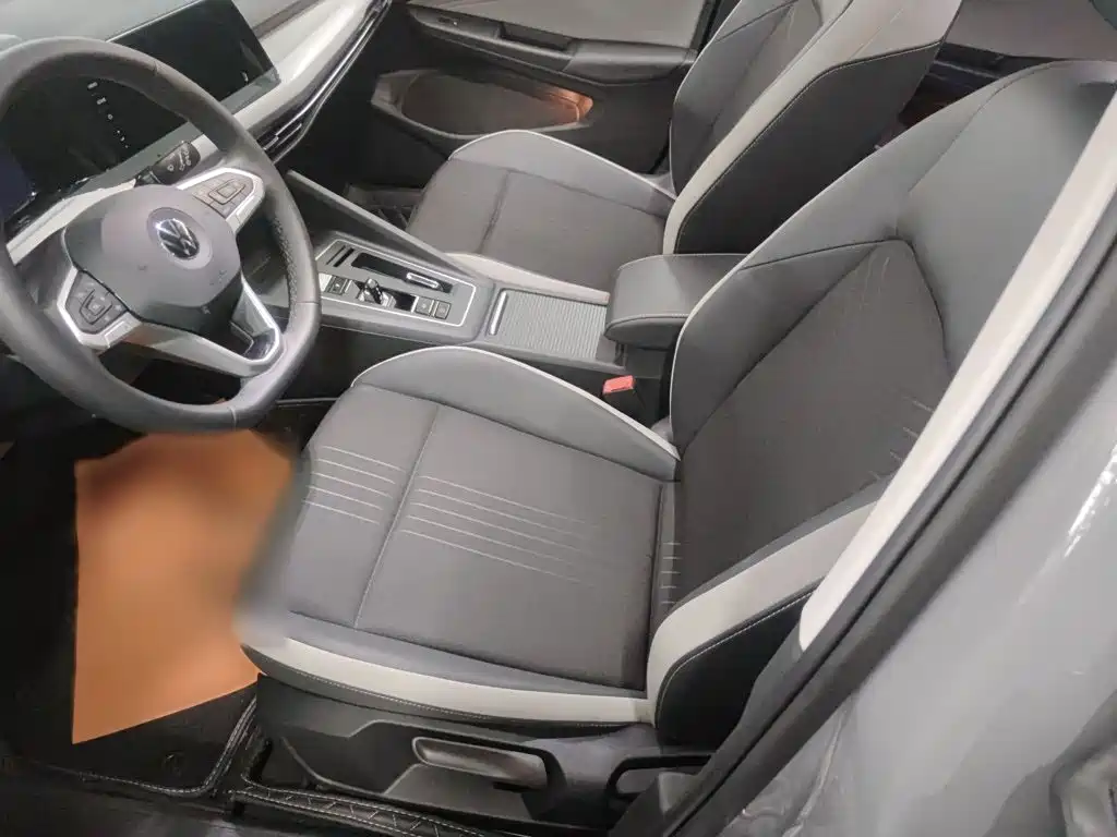 Volkswagen Golf 2023 280TSI DSG Pro