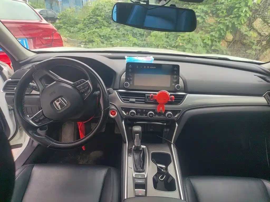 Honda Accord — миниатюра 5