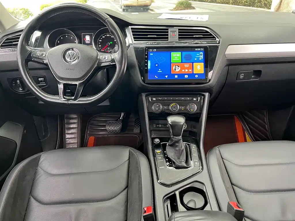 Volkswagen Tiguan L — миниатюра 11