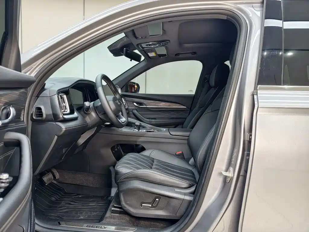 Geely Xingyue L — миниатюра 8