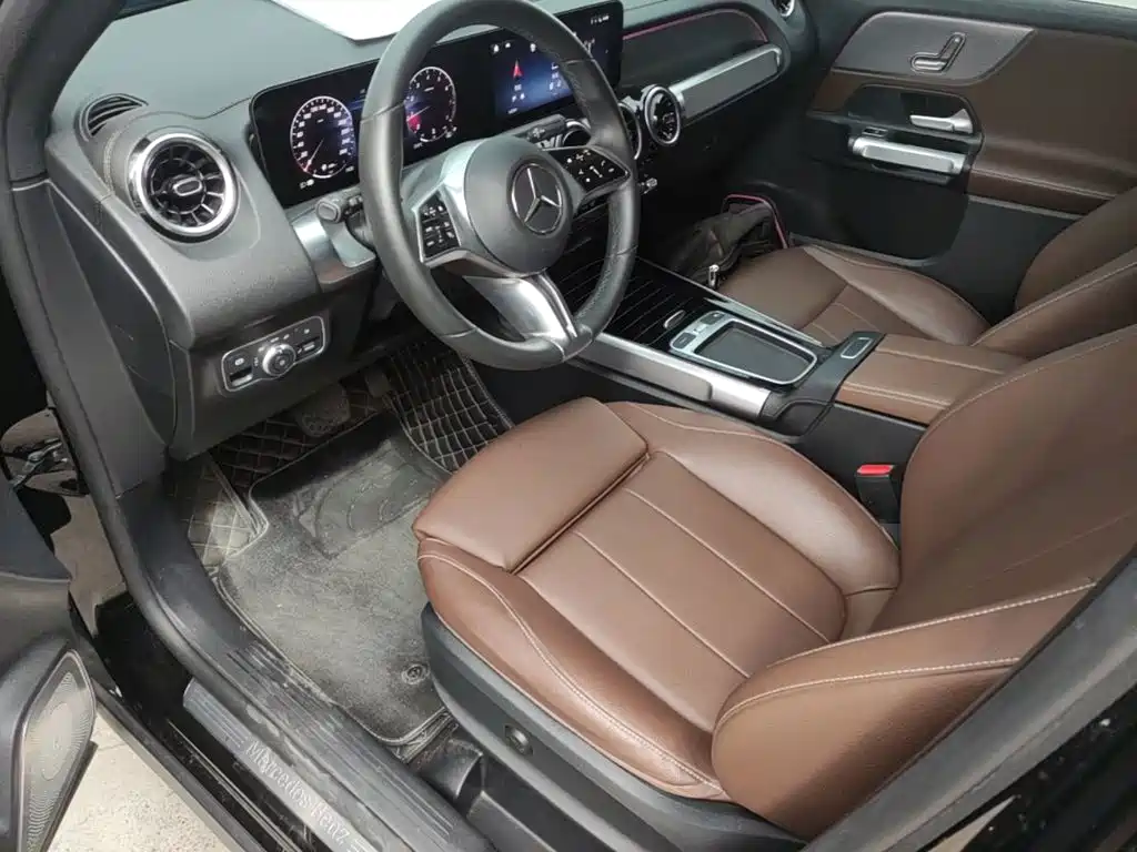 Mercedes-Benz GLB — миниатюра 15