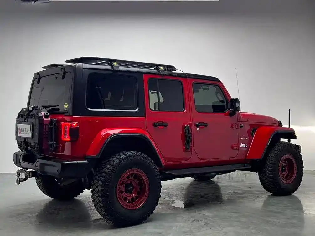 Jeep Wrangler PHEV — миниатюра 15