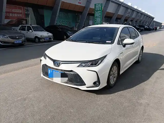 TOYOTA COROLLA 2024