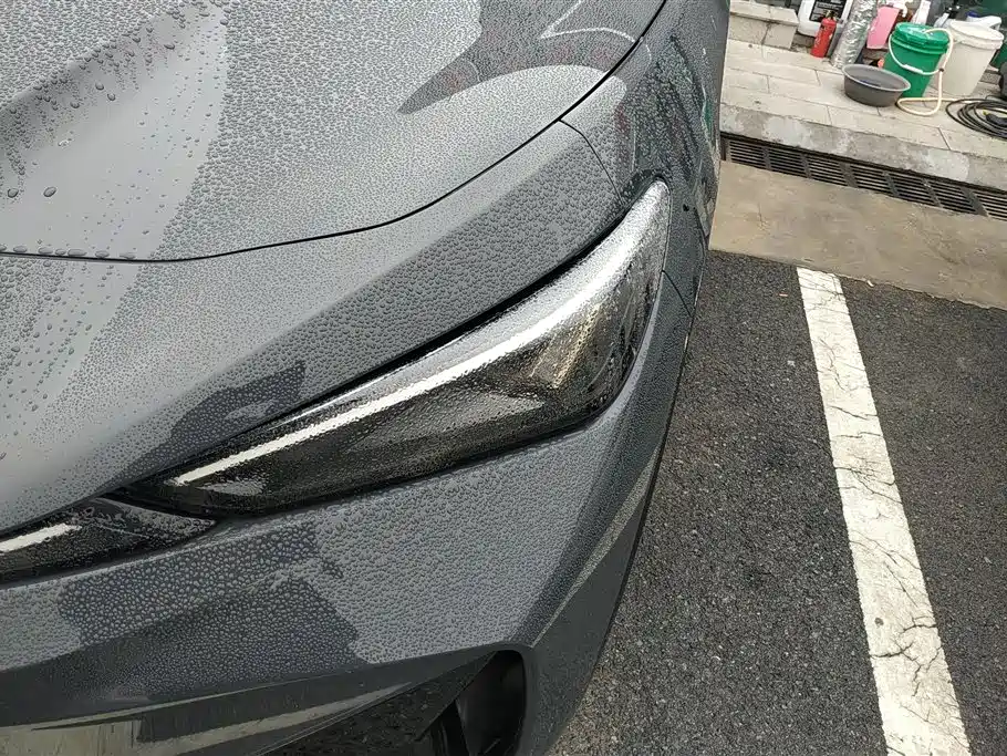 Volkswagen 06 2024 Ultra