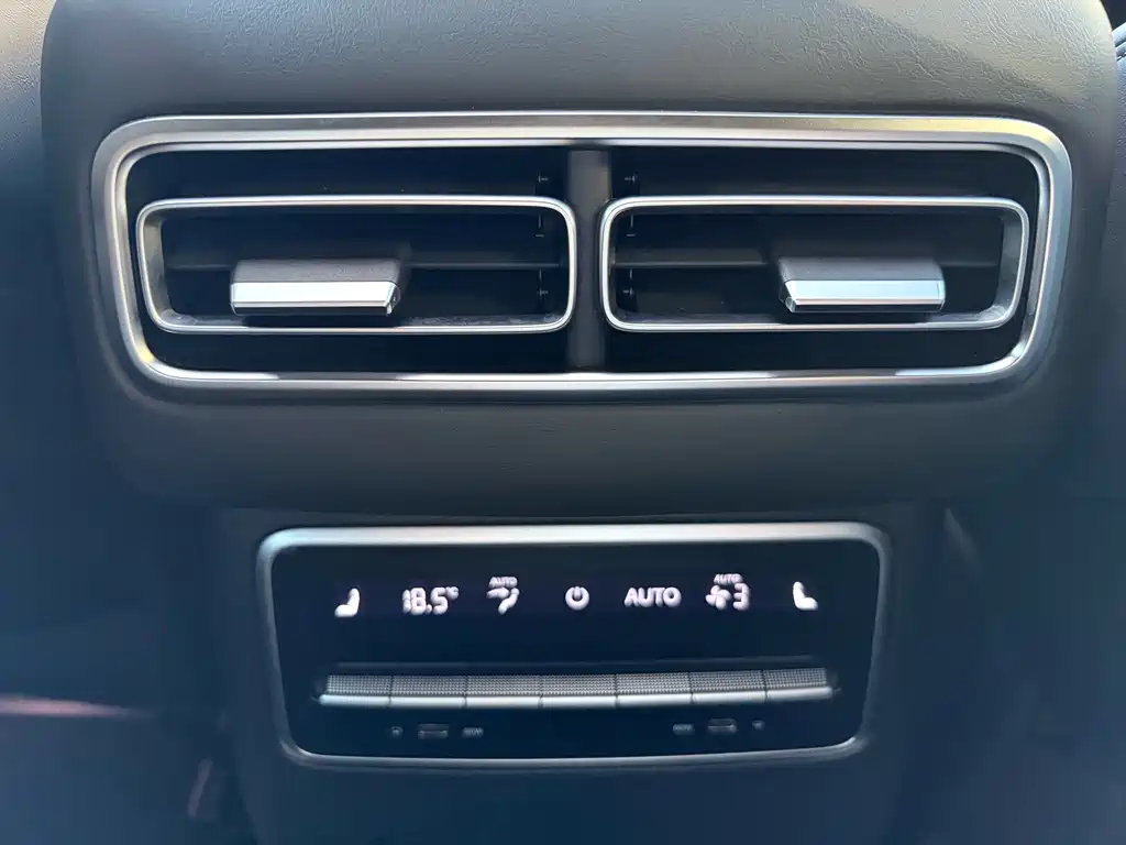Li Auto Li L7 — миниатюра 13