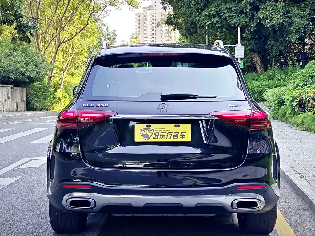 Mercedes-Benz GLE (Import) — миниатюра 35