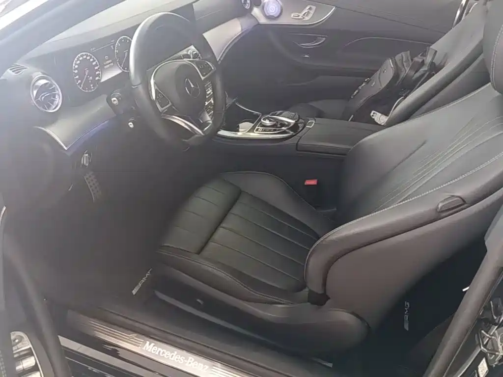 Mercedes-Benz E-Class (Import) — миниатюра 16