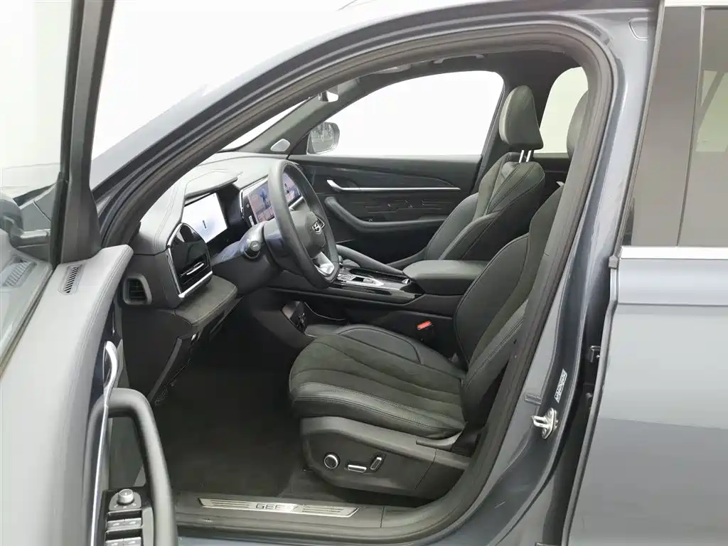 Geely Monjaro L 2024 2.0TD AT