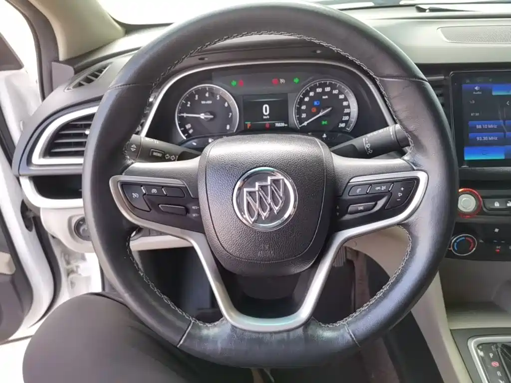 Buick Excelle — миниатюра 11