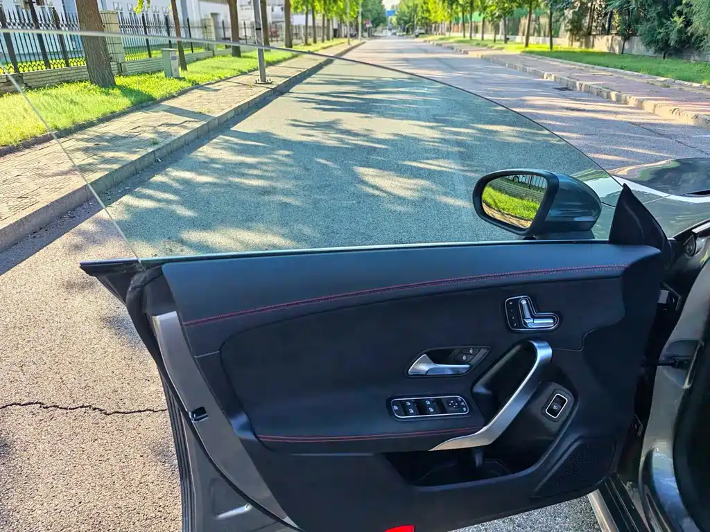 Mercedes-Benz CLA (Import) — миниатюра 7