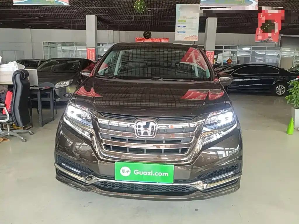 Honda Elysion — миниатюра 3